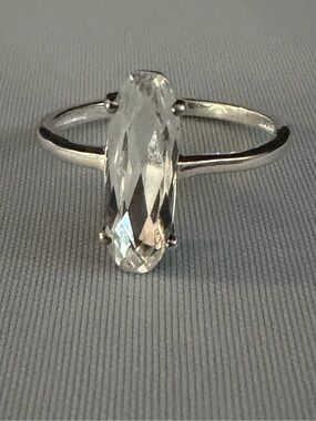 D Joy Sterling Silver Clear Marquise Ring     Size 8.  Crystal Stone